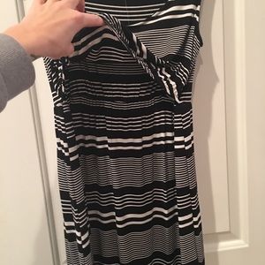 Maternity maxi dress bundle